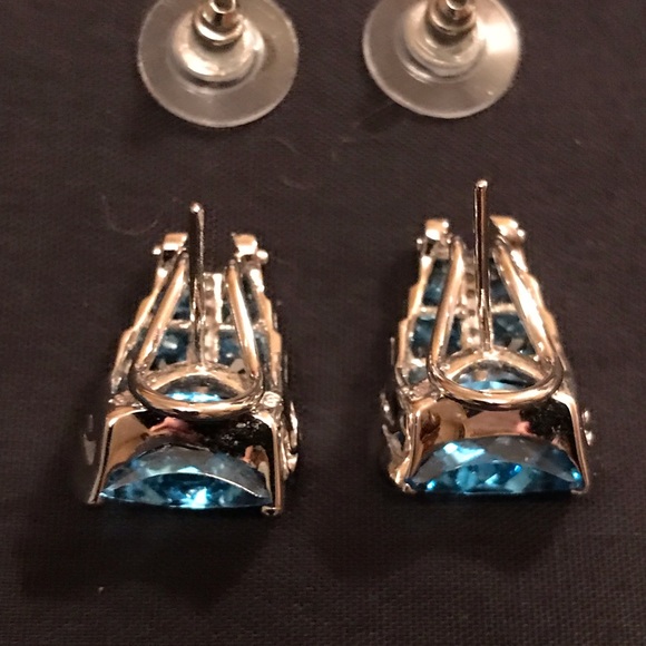 BLUE TOPAZ & DIAMOND EARRINGS - Picture 2 of 5